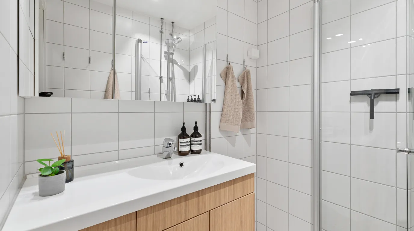Reforma de baño pequeño en Cantabria: ideas para aprovechar mejor el espacio